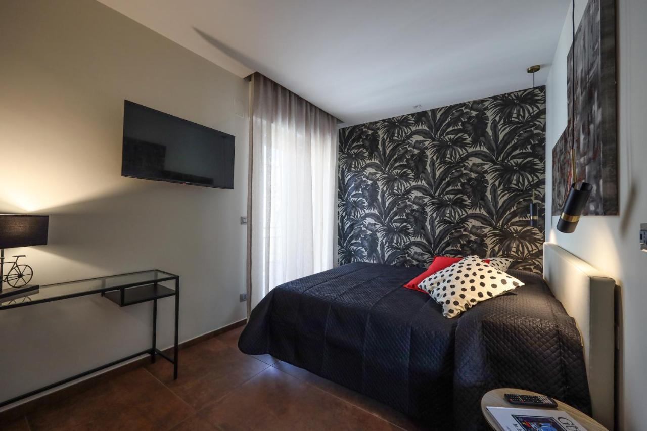 Visconti 46 Central Apartments Bari Esterno foto